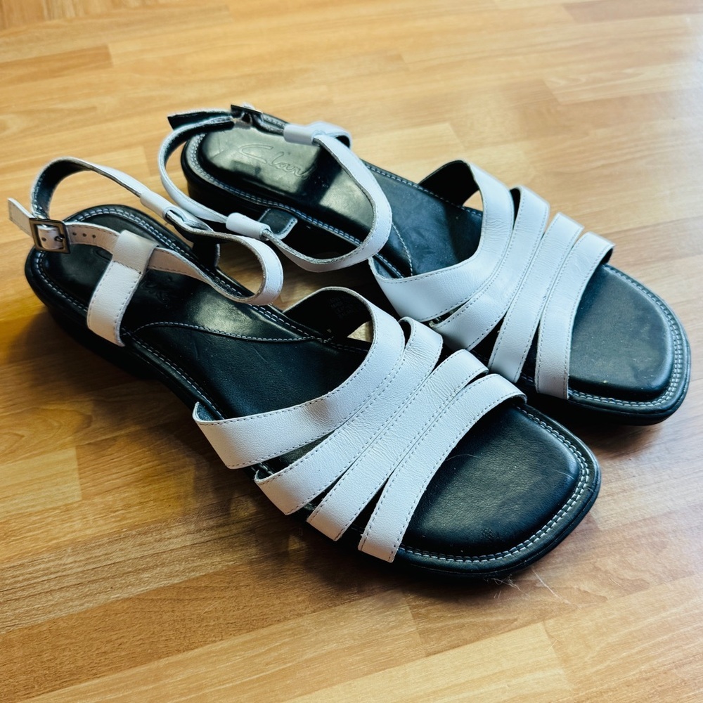 Clark's white leather sandals size 8.5